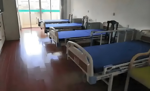 异世女尊者